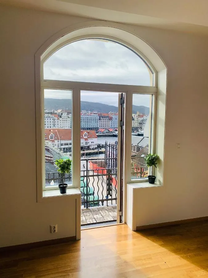 Bergen Penthouse - Best Balcony In The City 아파트